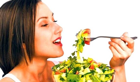 jesť zeleninový šalát na chudnutie
