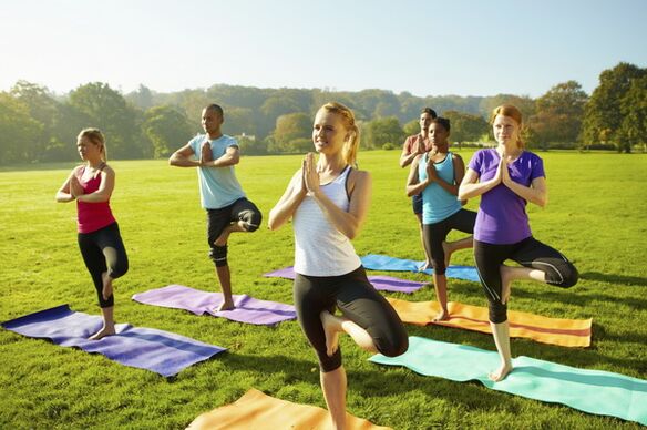 Hodiny jogy za účelom chudnutia a zlepšenia zdravia celého tela